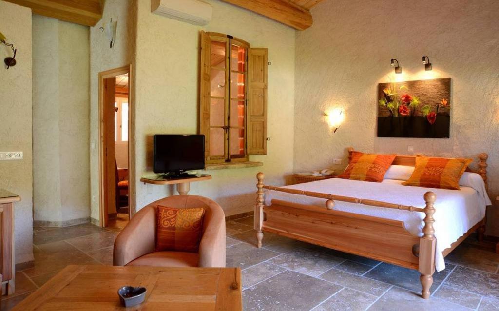 L' Escapade Hotel & Restaurant Le Pradet Room photo